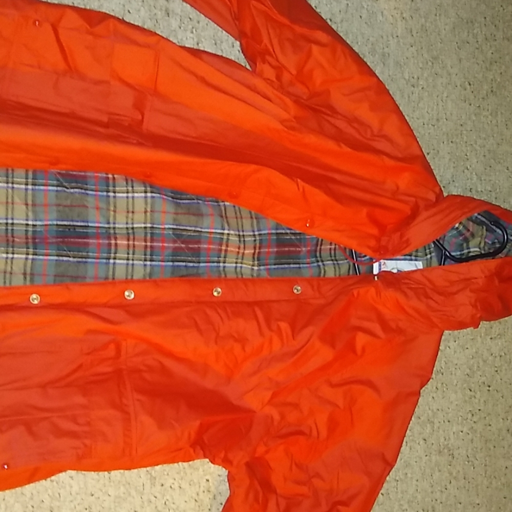 🌧️Rain coat (hooded and lined)🌨️